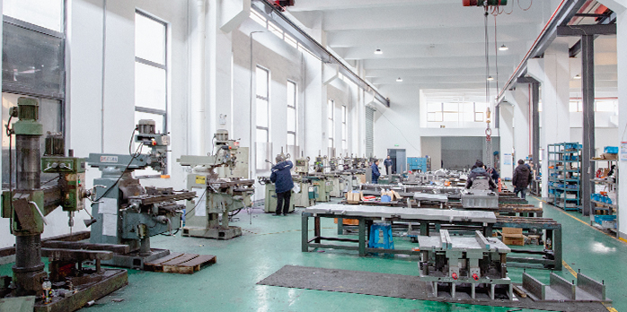 Suzhou Shuangqisi Mold Equipment Co., Ltd.
